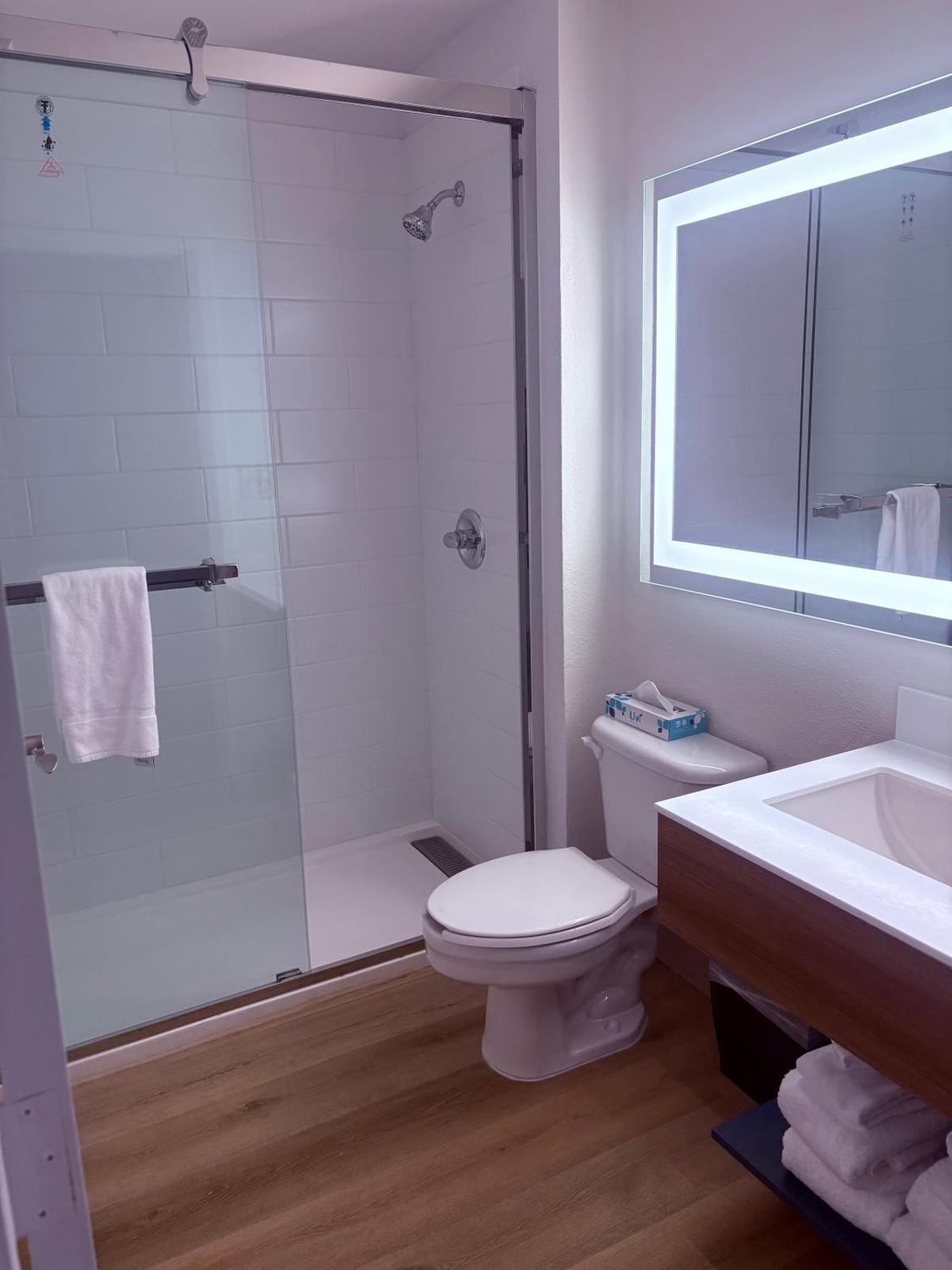 Microtel Inn and Suites DIA Main image 2